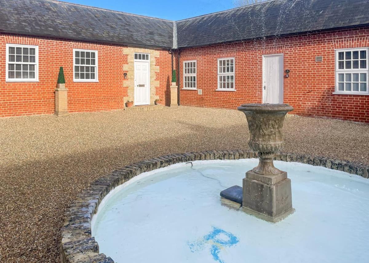 Haveringland Hall Cawston Экстерьер фото